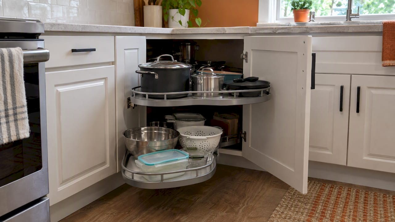 Corner cabinet pull-out shelves extended